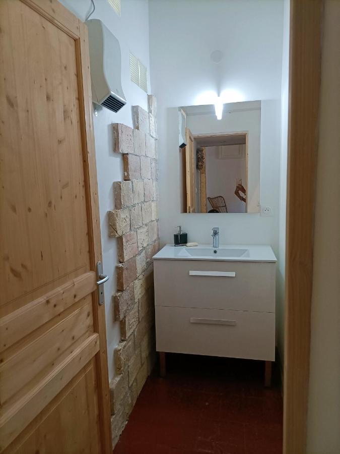 T2 Duplex "Chez Evelyne" Leilighet Remoulins Eksteriør bilde