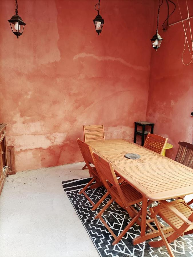 T2 Duplex "Chez Evelyne" Leilighet Remoulins Eksteriør bilde