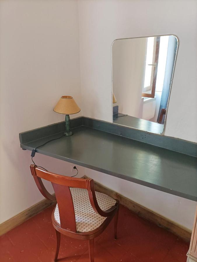 T2 Duplex "Chez Evelyne" Leilighet Remoulins Eksteriør bilde