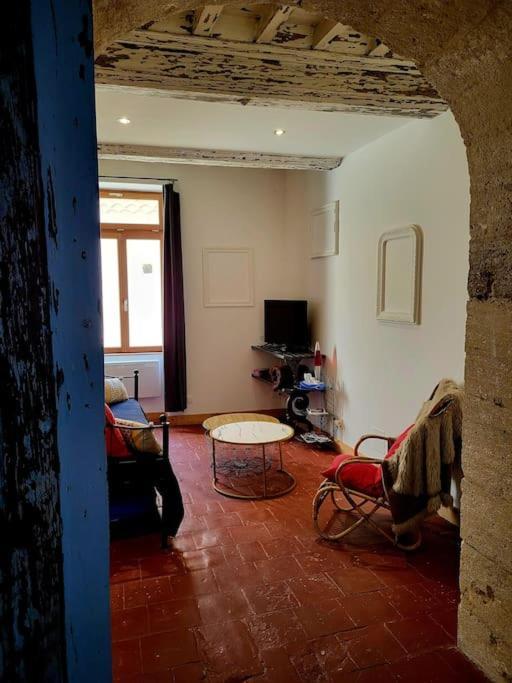 T2 Duplex "Chez Evelyne" Leilighet Remoulins Eksteriør bilde