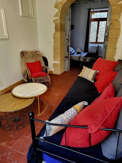 T2 Duplex "Chez Evelyne" Leilighet Remoulins Eksteriør bilde